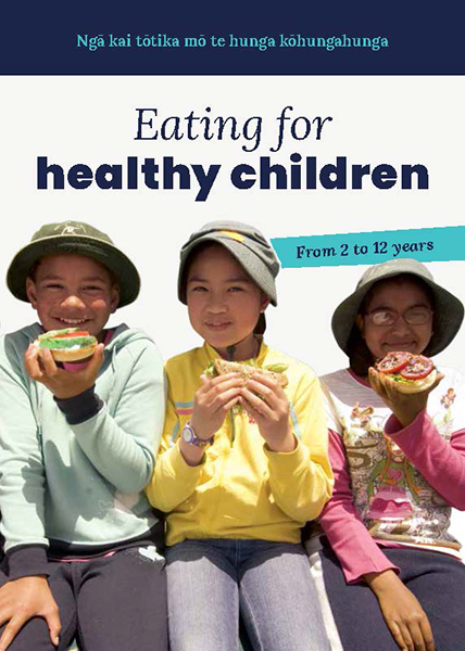 Cover of booklet 'Healthy eating for children 2 to 12 years'