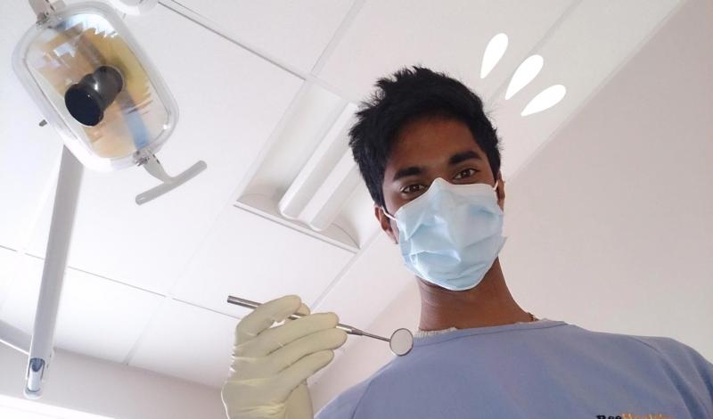 Photo of a dentist 